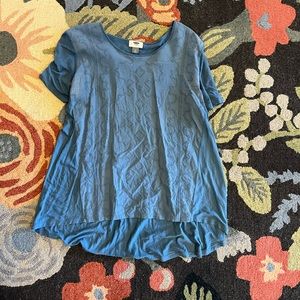Old navy shirt